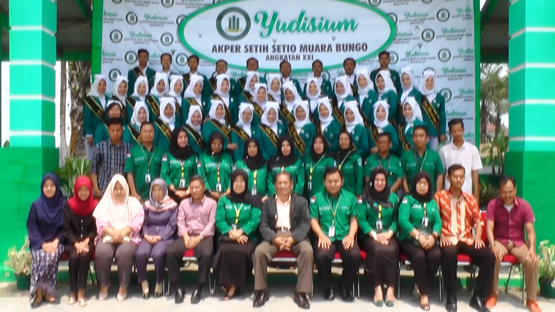 3 Akper Setih Setio Muarabungo Sukses Gelar Yudisium 38 Mahasiswa