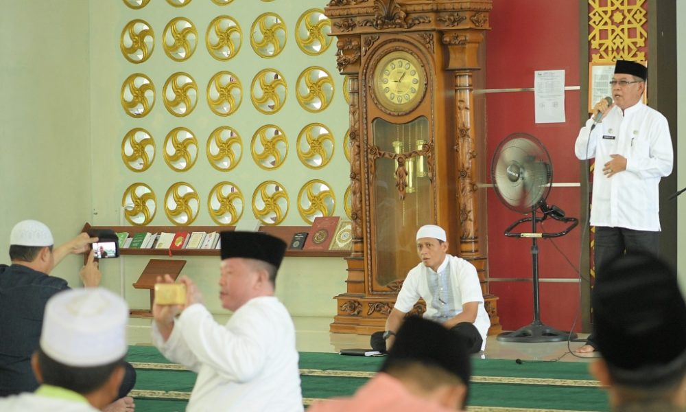 Plt Sekda Merangin H Hendri Maidalef ketika manyampaikan pengarahan