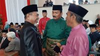 Wabup Merangin H Mashuri ketika berbincang bincang dengan Wabup Tebo H Syahlan dan Wabup Tanjabbar H Amir Sakib
