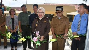 Sekda Bersama Kajari Batanghari Resmikan Kantor JPN
