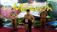 Bupati Al Haris Beri Madu Dan Ramuan Daun Sungkai Kepada Pasien PDP