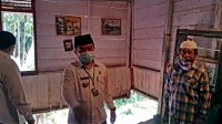 Dr H Al Haris Datangi Rumah Warga Yang Amblas