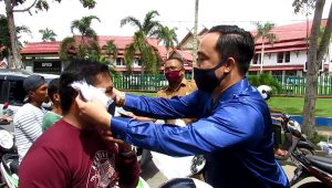 Fraksi Nasdem Peduli Covid-19, Bagikan Ratusan Masker Ke Masyarakat