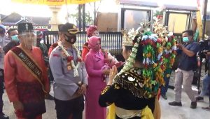 13.MP4 snapshot 00.02 2020.08.21 17.08.39