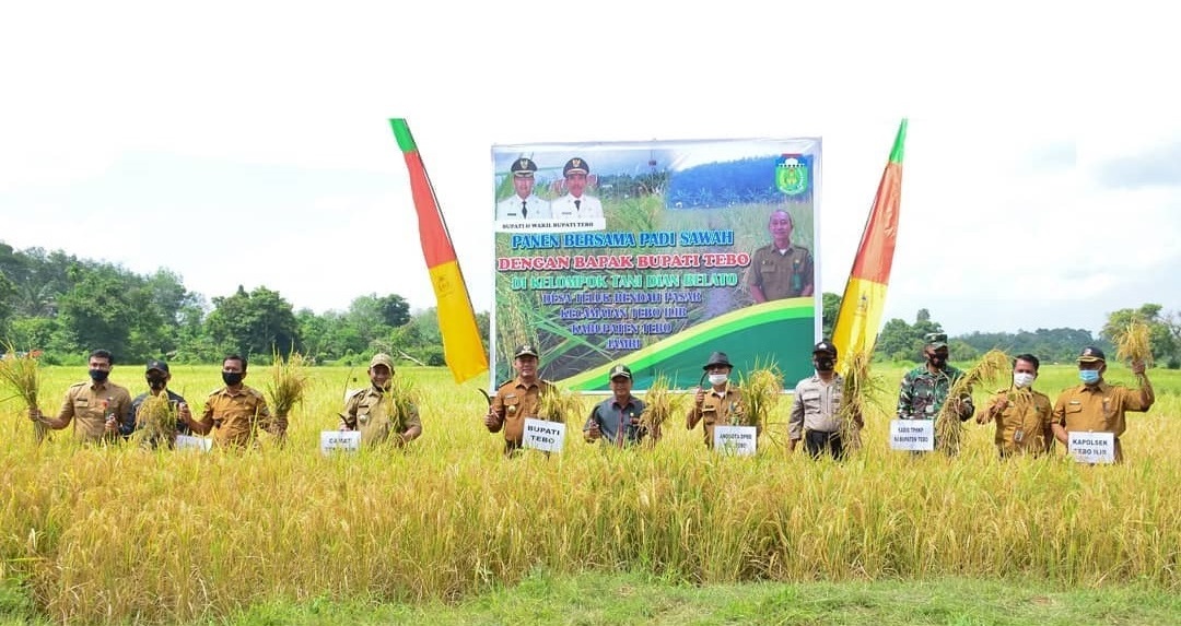 Bupati Tebo, Dr. H. Sukandar, S. Kom., M. Si