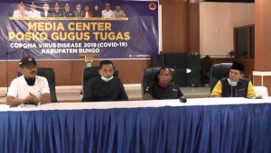 00765.MTS snapshot 00.01 2020.10.26 13.31.40