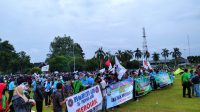 Ribuan Buruh Padati Halaman Kantor Gubernur Jambi, Tolak UU Ominibus Law