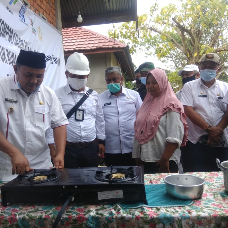 Plt Bupati Sarolangun Hadiri Uji Coba Penyalaan Kompor Calon Pelanggan Jaringan Gas Bumi Untuk Rumah Tangga