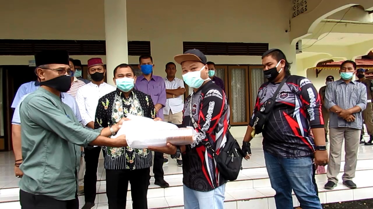 MVI 8482.MP4 snapshot 00.03 2020.10.26 13.23.42