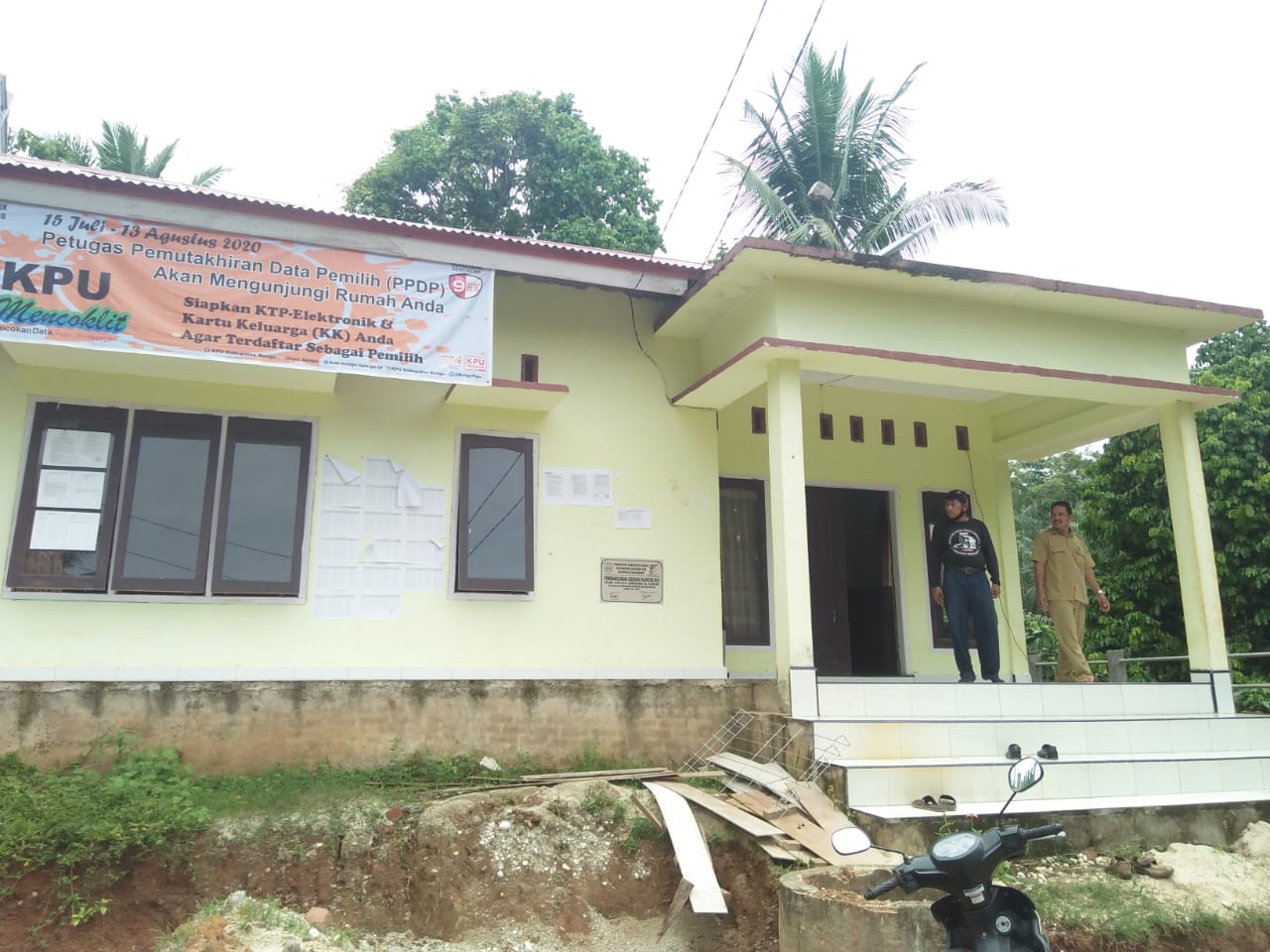 Manfaatkan Dana GDM, Dusun Kuamang Bangun Kantor Rio