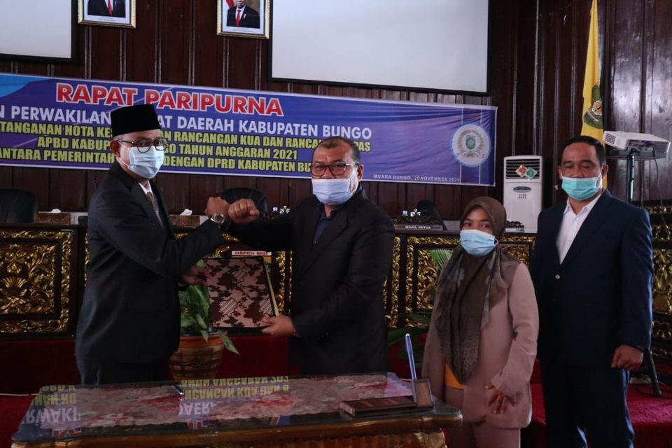 Pjs Bupati Tandatangan Nota Kesepahaman Rancangan PPAS APBD 2021