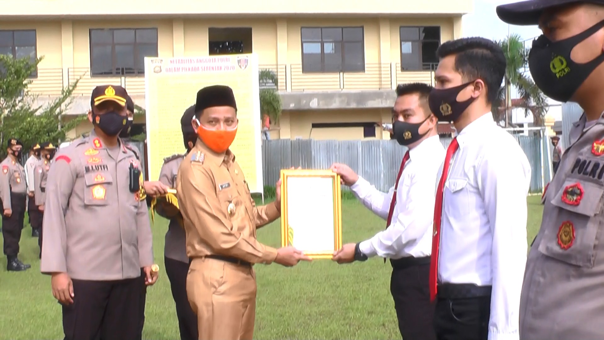 02305.MTS snapshot 00.05 2021.02.01 14.15.00