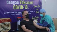 Photo by Pemerintah Kabupaten Tebo on Bupati & Wabup Jalani Vaksinasi Covid-19 Pertama Di Tebo