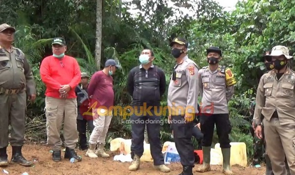 batukerbau razia 768x914 1