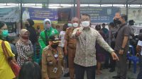 fasha-tinjau-vaksinasi Walikota Fasha Tinjau Vaksinasi Untuk Paradise Pengemudi Trasportasi