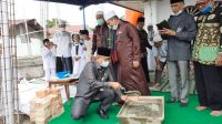 stgerg Maulana Letakkan Batu Pertama Pembangunan Masjid Al-Kautsar