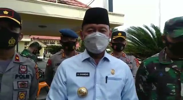 LARANGAN MUDIK.mp4 snapshot 00.19.124