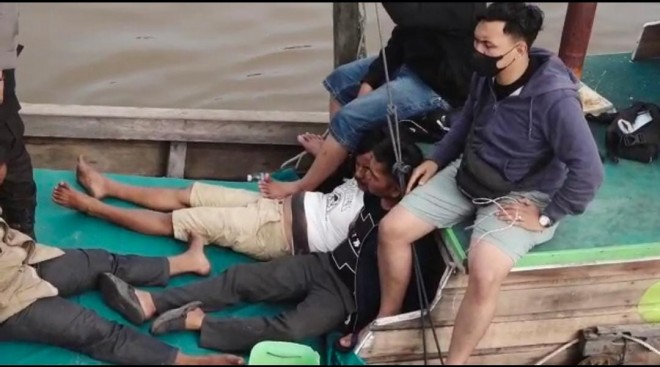 pelaku penyelundup benur