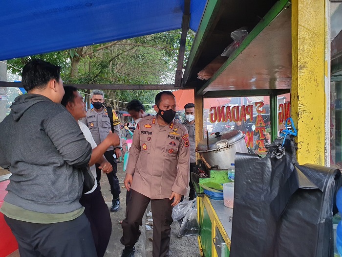 Kapolres Bungo Sambangi Pedagang, Ajak Terapkan Prokes