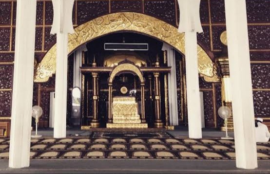 foto masjid 1000 tiang jambi
