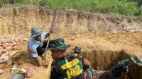 foto satgas tmmd112 pembuatan septic tank