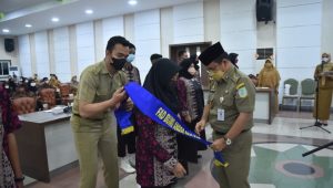 foto wakil walikota maulana