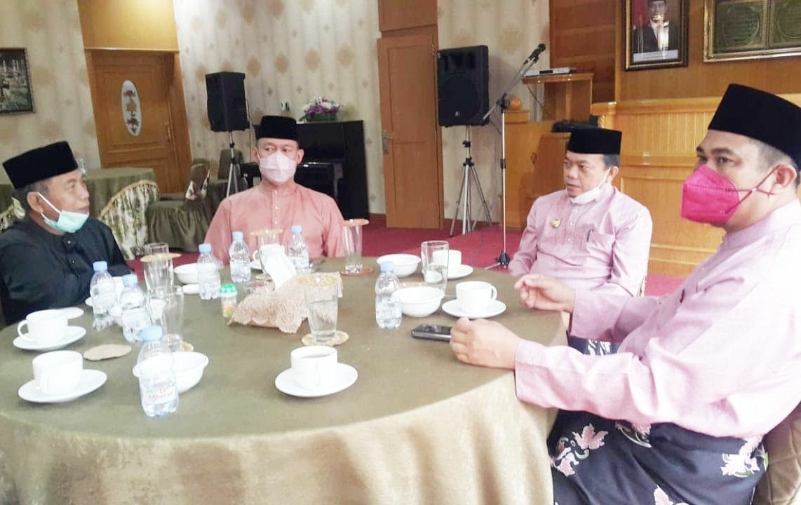 foto bupati bungo bupati merangin 1