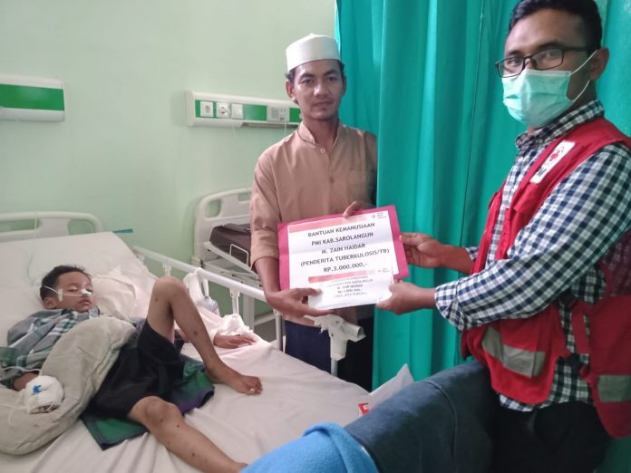 PMI Kabupaten Sarolangun Bantu Pasien Penderita Penyakit TBC asal Pauh