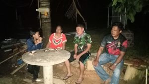 foto satgas tmmd dan warga 1