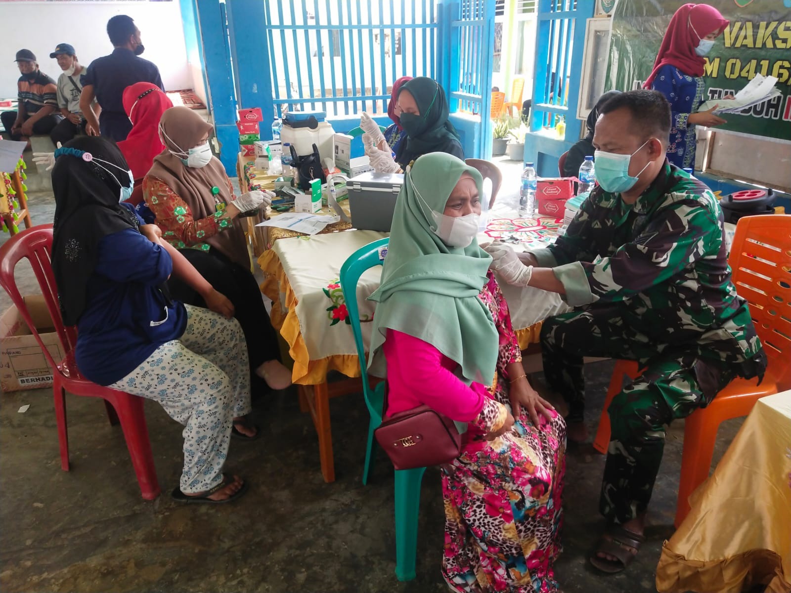 foto tim vaksin mobile kodim0416 1