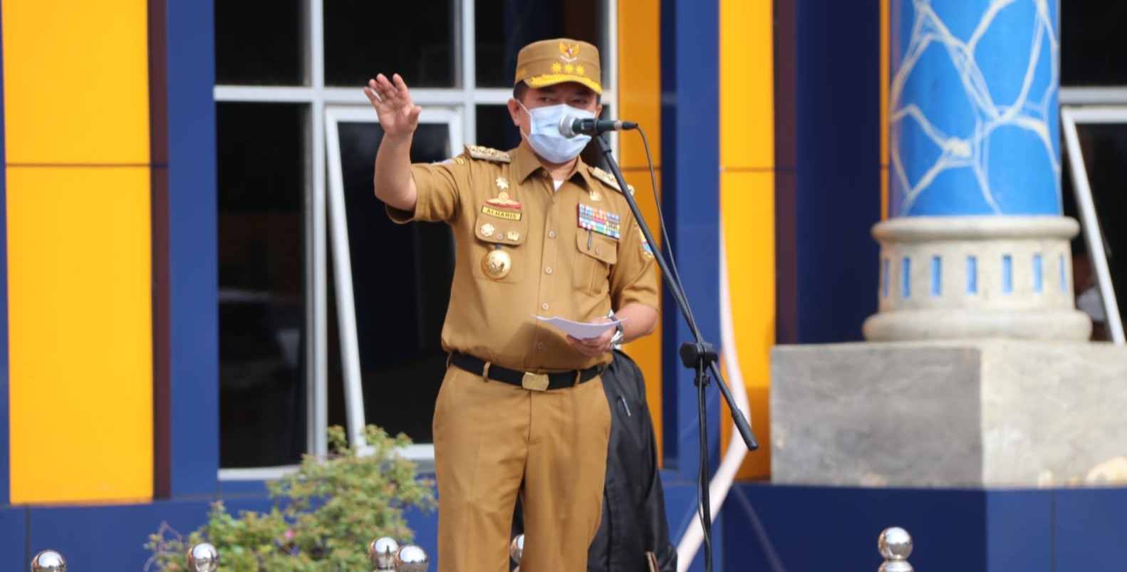 foto-gubernur-jambi Gubernur Al Haris Resmikan Unit Perawatan Stroke di RSUD Raden Mattaher