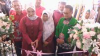 foto pemotongan pita arena jaya