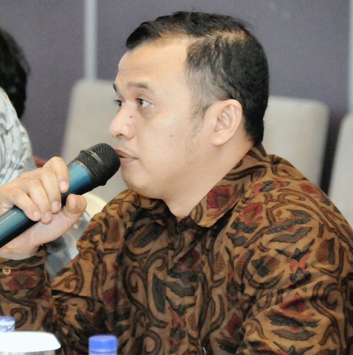 foto pengamat politik citra darminto