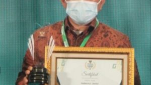 foto alharis penghargaan baznas