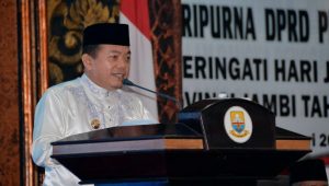 foto-gubernur-al-haris foto gubernur al haris