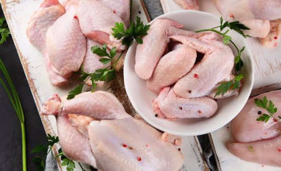 Harga Daging Ayam Melonjak Tajam