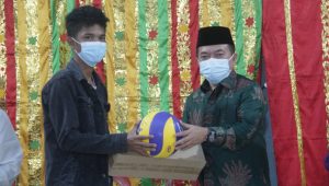 foto alharis gubernur