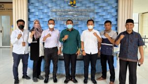 foto bupati bungo hamas