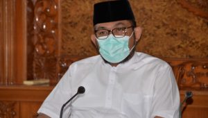 foto sekda provinsi jambi