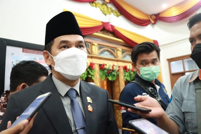 foto-wakil-ketua-dprd-provinsi-jambi foto wakil ketua dprd provinsi jambi