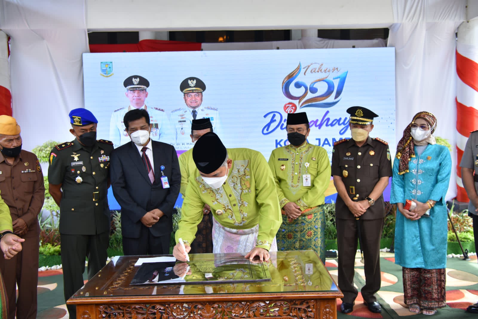 foto-walikota-jambi-fasha foto walikota jambi fasha