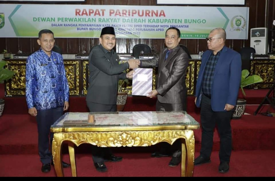 Bupati Bungo Sampaikan Nota Pengantar Ranperda Tentang Perubahan APBD Tahun Anggaran 2022