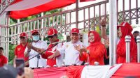 Ribuan Masyarakat Jambi Antusias Saksikan Pawai Pembangunan, Al Haris Apresiasi Partisipasi Semua Pihak