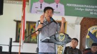 foto-bupati-batanghari-m-fadhil-arief Masyarakat Keluhkan Pelayanan Dukcapil Batanghari, Bupati Berikan Warning ke Dinas Terkait