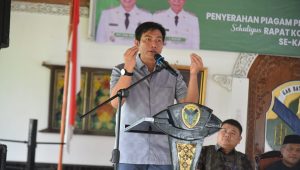 foto bupati batanghari m fadhil arief 1