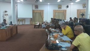 foto rapat gabungan dprd batanghari