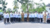 foto-bupati-batanghari-m-fadhil-arief Bupati M.Fadhil Arief Menyerahkan Kendaraan Dinas Ke Kemenag Batanghari