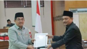 foto bupati tanjab barat anwar sadat