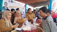 foto bupati tanjab barat h hairan