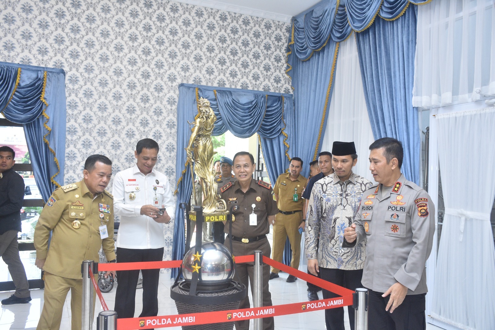 foto kapolda jambi 1